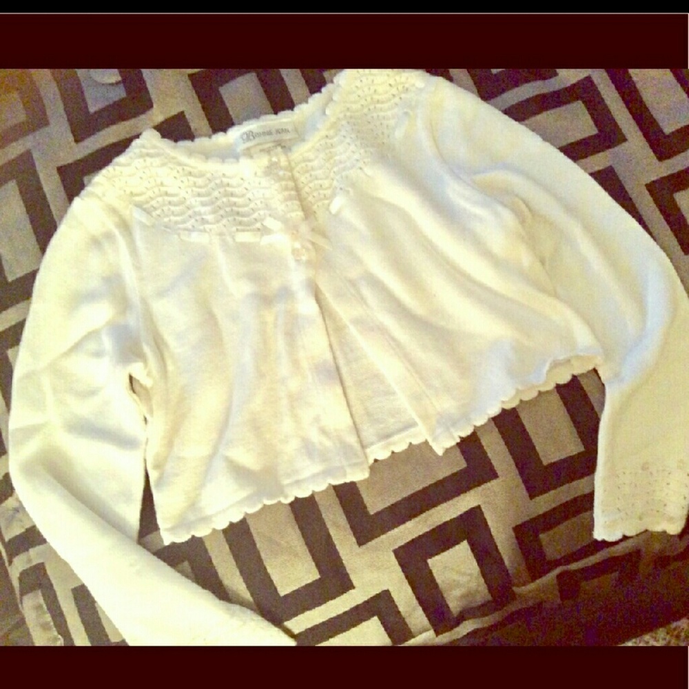 ❌❌SOLD❌❌Classy BONNIE JEAN white cardigan size M